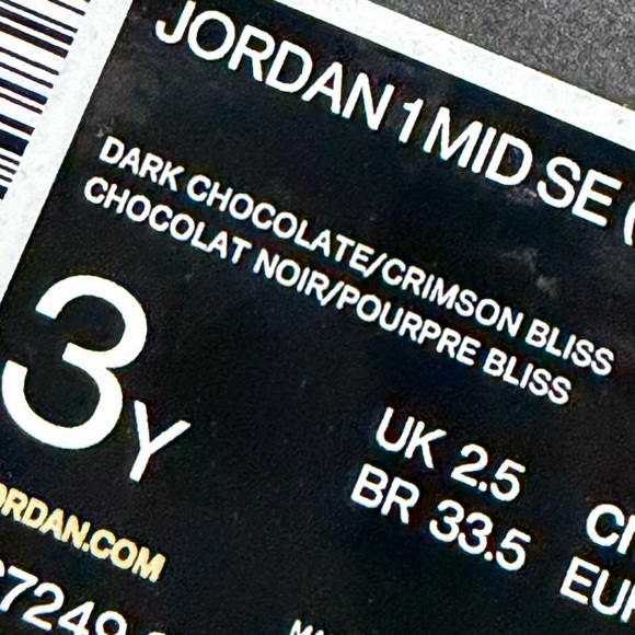 Jordan 1 Mid - Picture 3 of 3